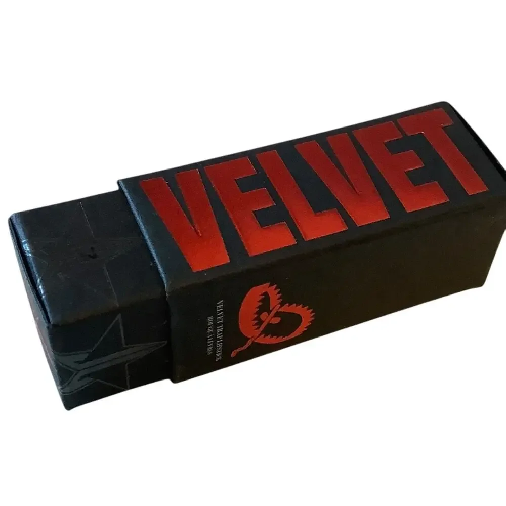 Jeffree Star Velvet Trap in‎ Basic HTML